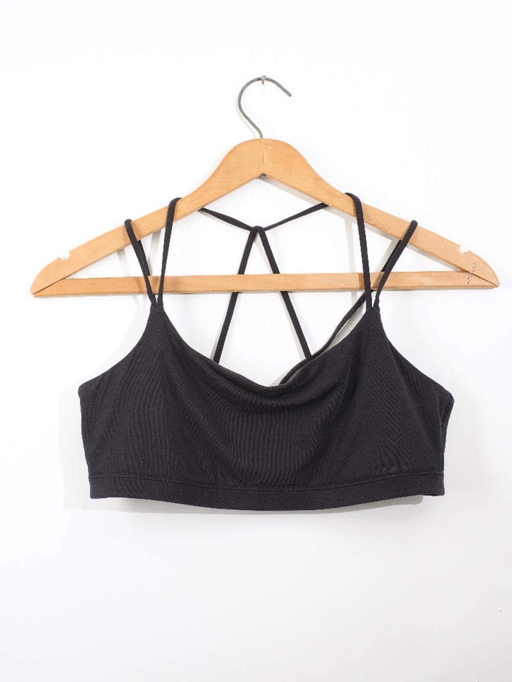 GapFit Breathe Low Support Strappy Sports Bra Black L